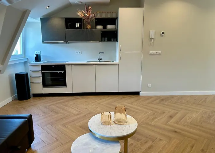 Pure Center B * Zandvoort